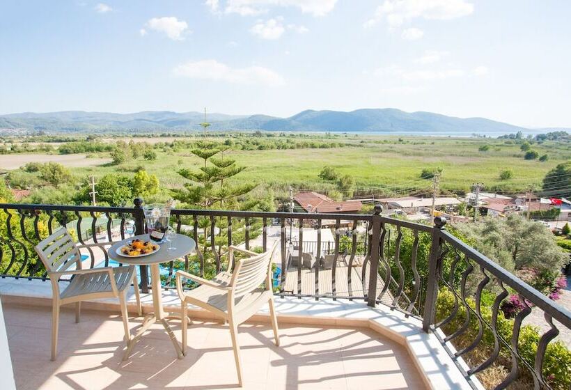 Королевский Номер, Villa Marine