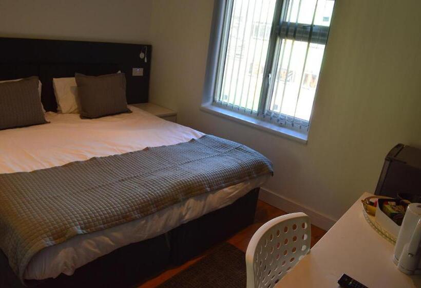 Номер Deluxe, Bell Gate House
