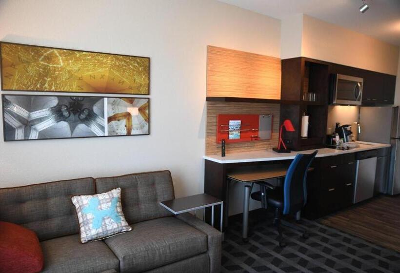 キングサイドベッドのスタンダードワンルーム, Towneplace Suites Kansas City At Briarcliff