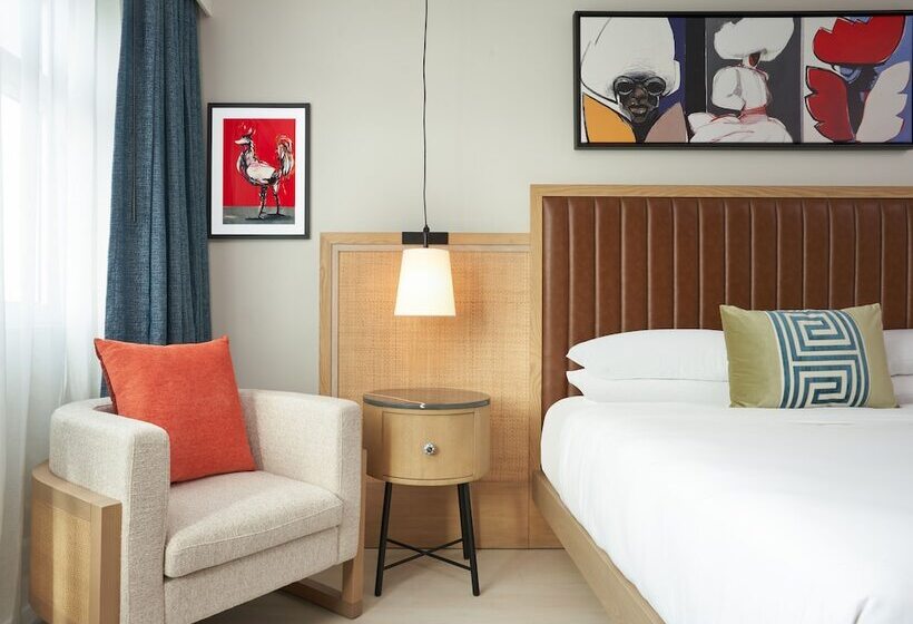 سوئیت با چشم‌انداز, Hotel Rumbao, A Tribute Portfolio Hotel