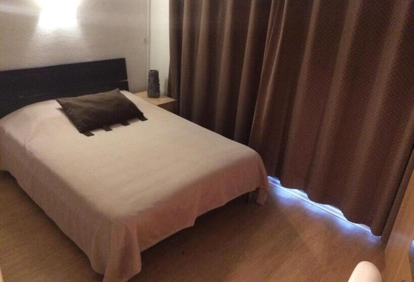 Номер Стандарт, Hôtel De La Poste