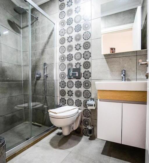 Escritório Estándar, M2 Otel
