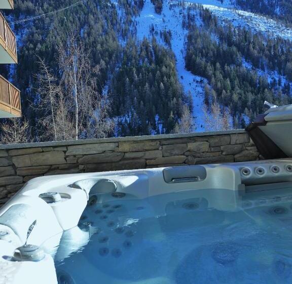 Апартаменты Deluxe 3 Спальни, Chalet Les Rahâs By Mrs Miggins