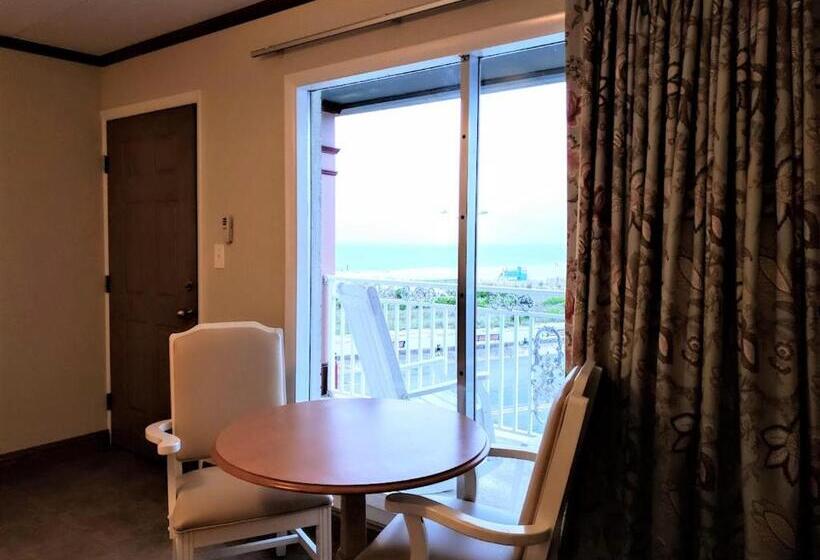 스위트 킹사이즈 침대, Avondale By The Sea
