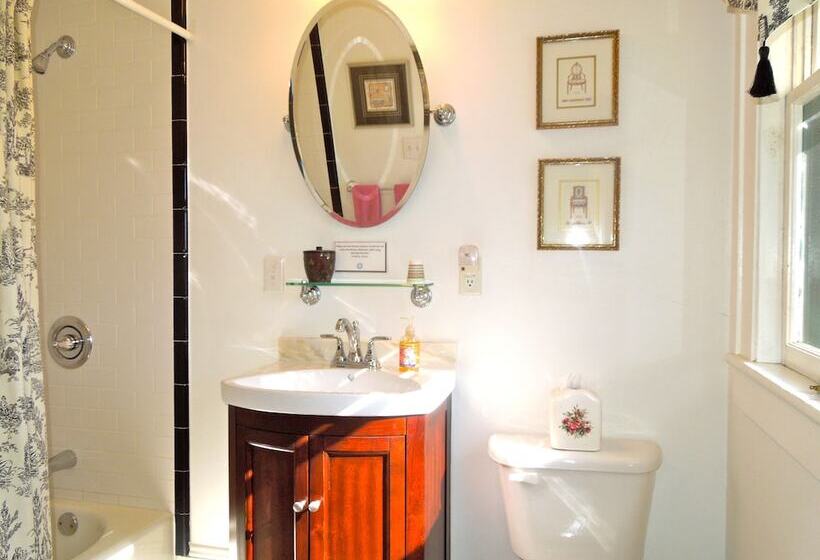 Номер Стандартный Кровать Куин, Oakland Cottage Bed And Breakfast