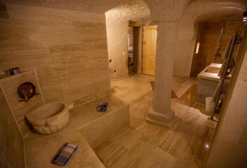 جناح سرير كينج, Maze Of Cappadocia
