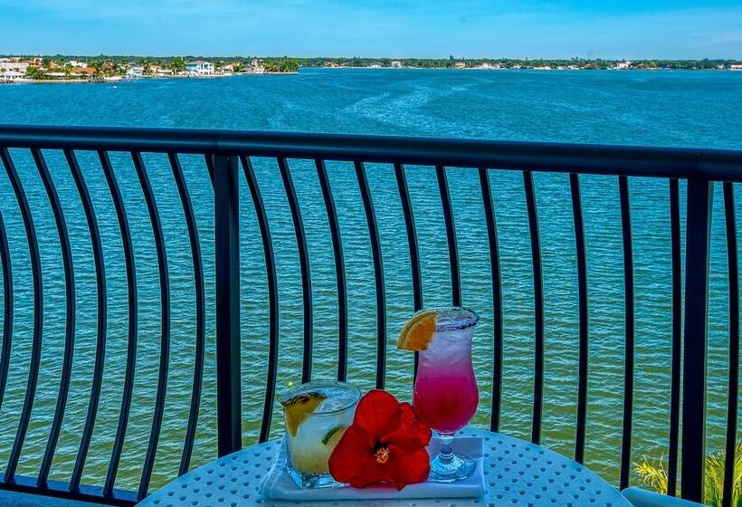 سوئیت پریمیوم 2 خوابه, Fusion Resort Waterfront Suites