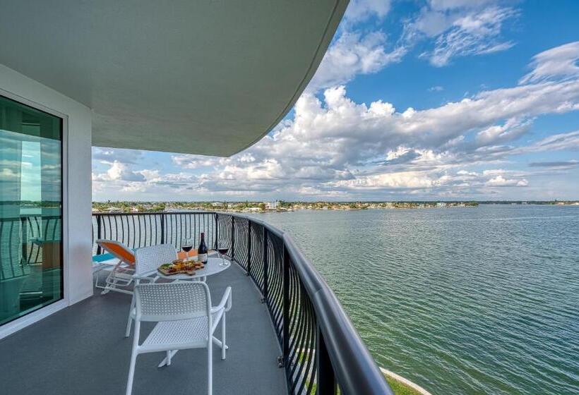3 Bedroom Suite, Fusion Resort Waterfront Suites