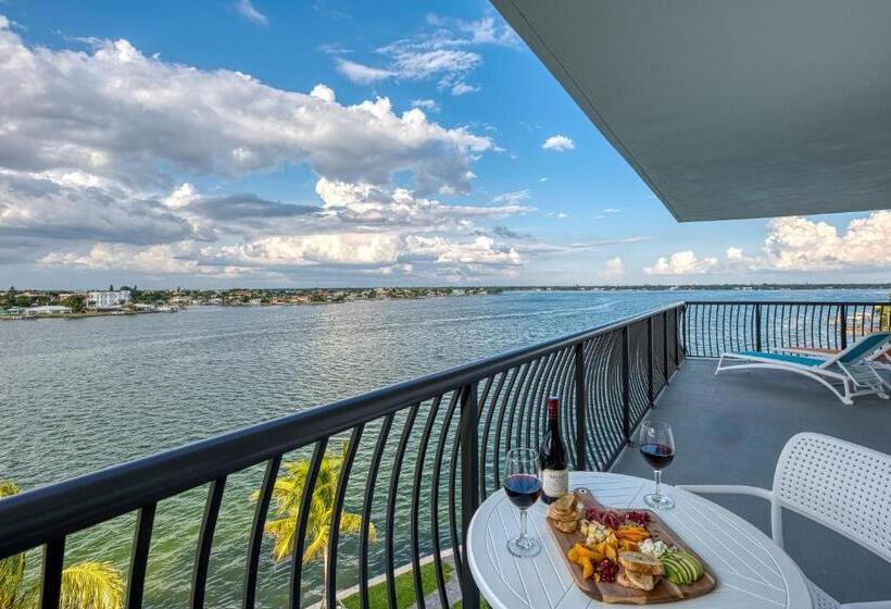3 Bedroom Suite, Fusion Resort Waterfront Suites