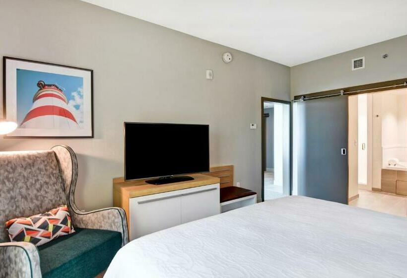 Люкс Кровать Кинг, Hilton Garden Inn Biloxi