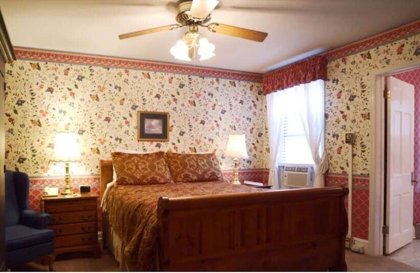 Quarto Deluxe, The Country Inn Of Berkeley Springs