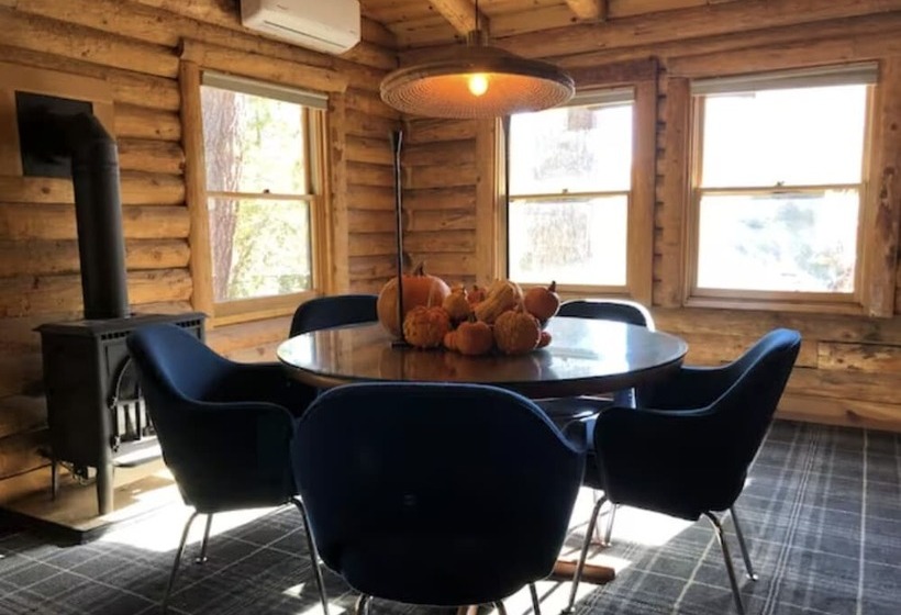 침실 1개 주택, The Fireside Inn