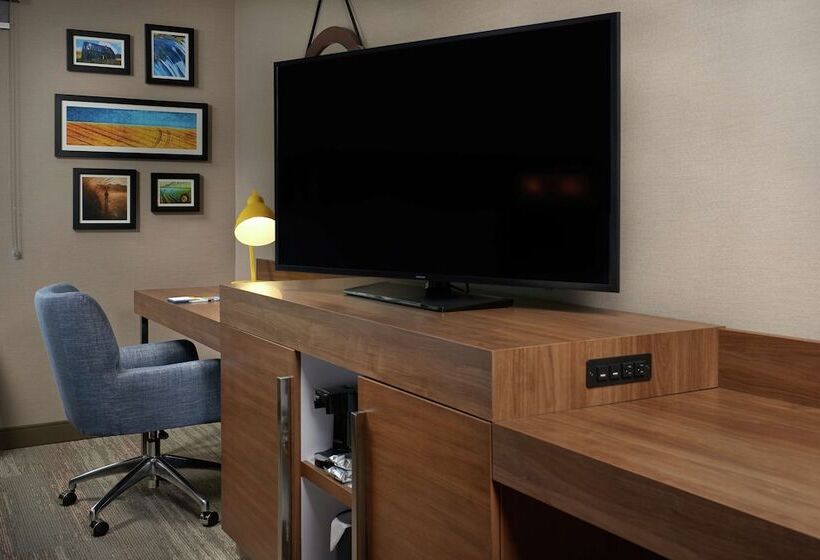Номер Стандарт 2 Двуспальные Кровати, Hampton Inn By Hilton Burley