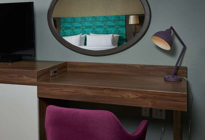 Номер Стандарт, Hampton Inn By Hilton Burley