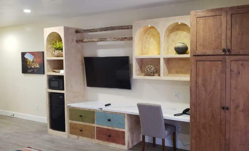 Стандартный Номер Кровать Кинг, Bluff Dwellings Resort