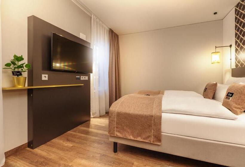 Номер Deluxe, Holiday Inn   The Niu, Mesh Stuttgart Messe, An Ihg