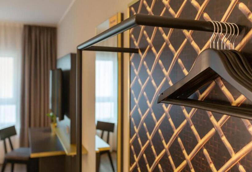 Апартаменты 1 Спальня, Holiday Inn   The Niu, Mesh Stuttgart Messe, An Ihg