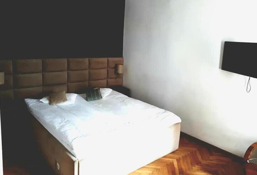 Номер Стандарт Совместная Ванная, Chmielna 5 Rooms & Apartments