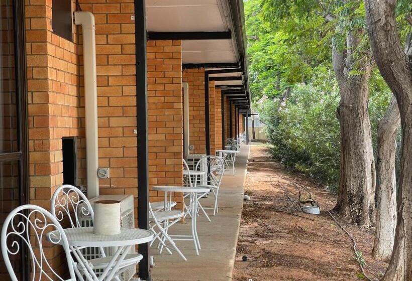 패밀리 룸, Jumbuck Motor Inn   Pool   Pet Friendly Section   King Beds
