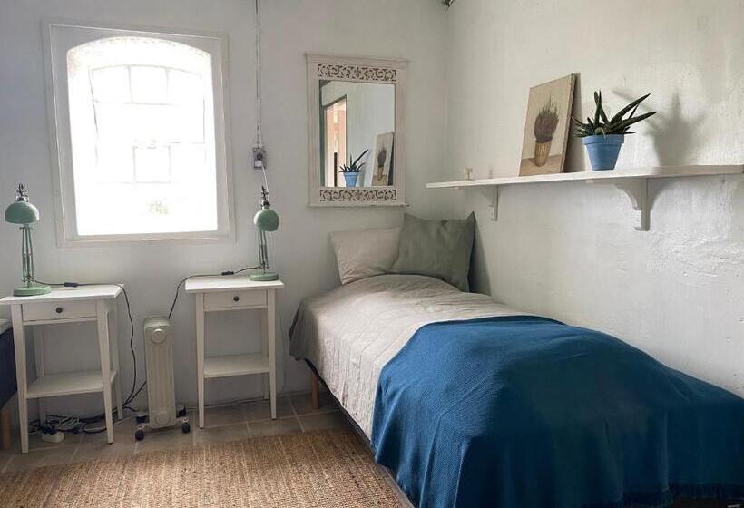 Camera Tripla Basic, Camønogaarden Et B&b, Kursus Center Og Refugie På østmøn
