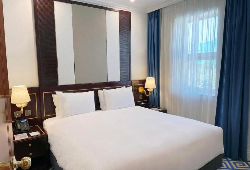 Люкс Кровать Кинг, Goldone Hotel & Suites