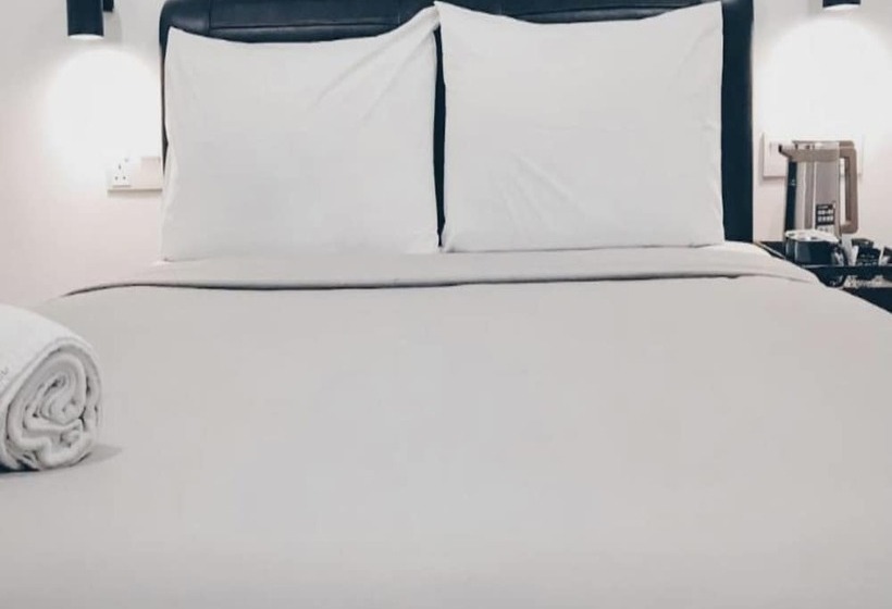 اتاق لوکس, Carlton Inn Bukit Ubi