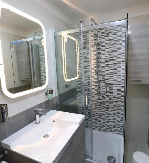 اتاق لوکس با بالکن, B&b Bonaventura
