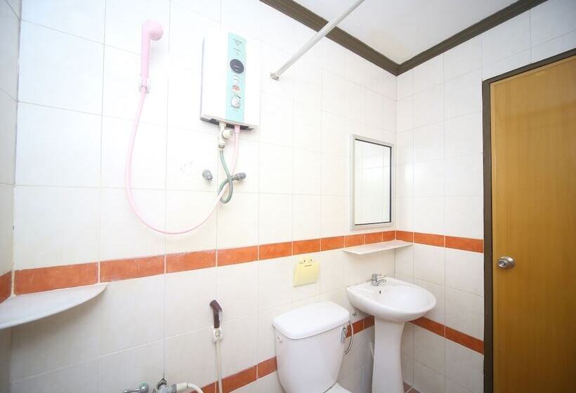 Номер Deluxe, London By Oyo Rooms
