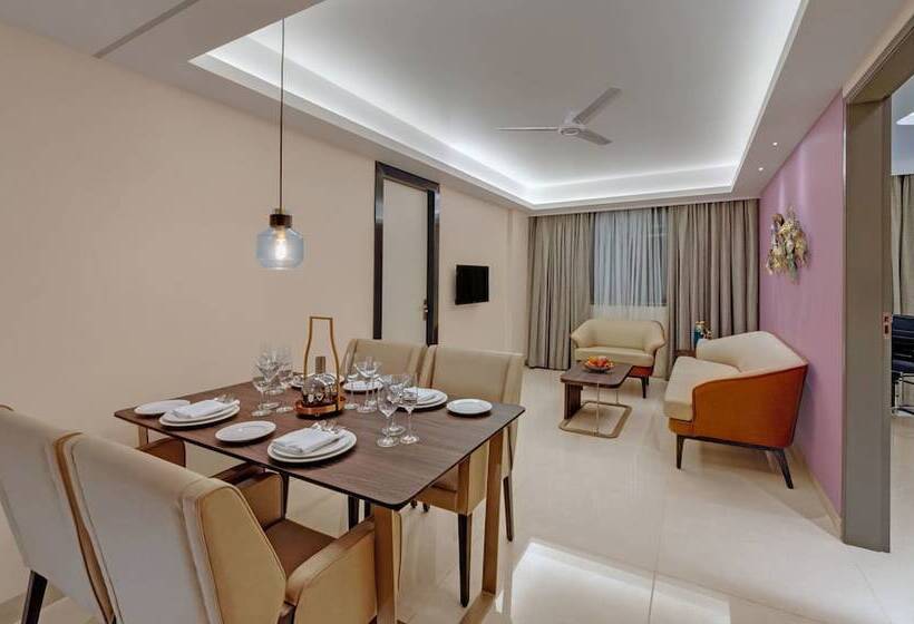 Люкс, The Fern Residency, Karad