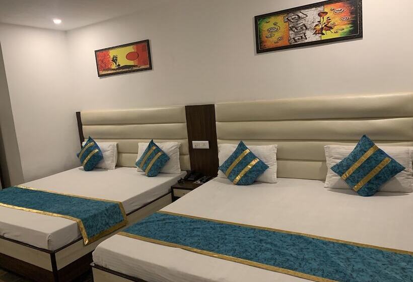 Quarto Familiar, Maha Luxmi Palace