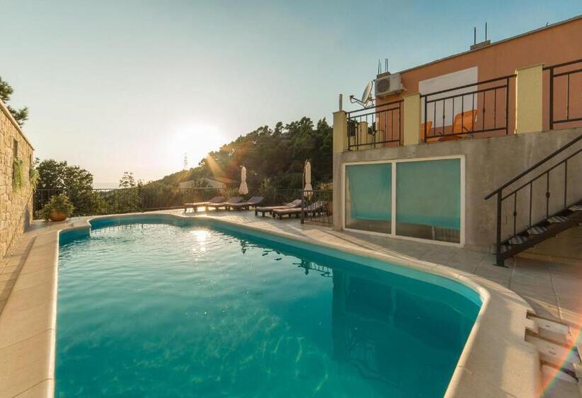 Студия Стандарт, Apartments Maša