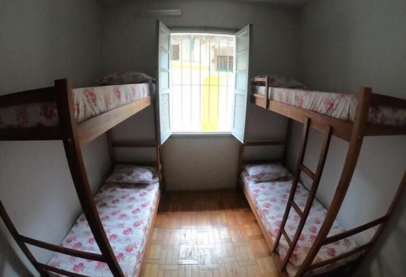 共用房间的床, Friends & Hostels