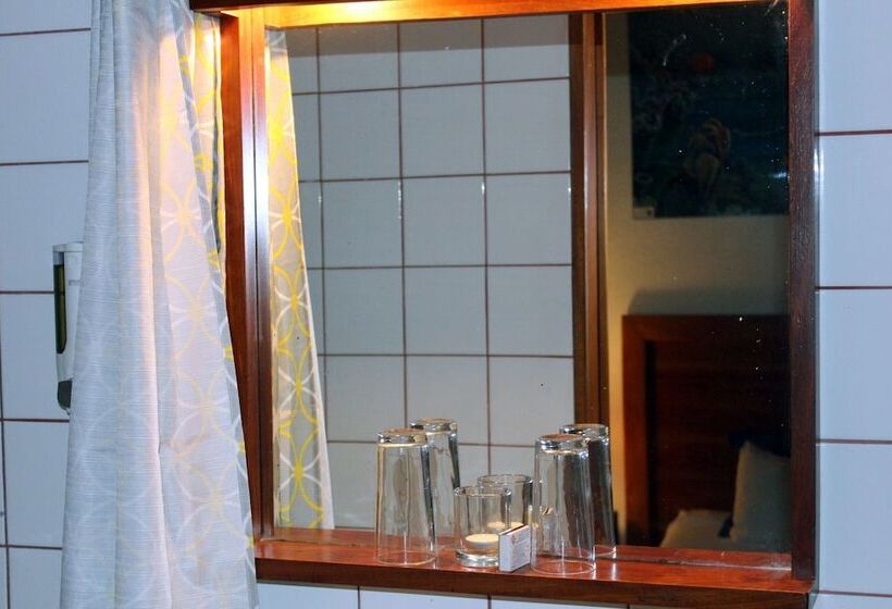 חדר סטנדרט לארבעה, Ceiba Tree Lodge