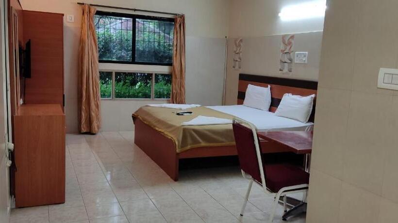 اتاق لوکس, Park Inn Beach Resort