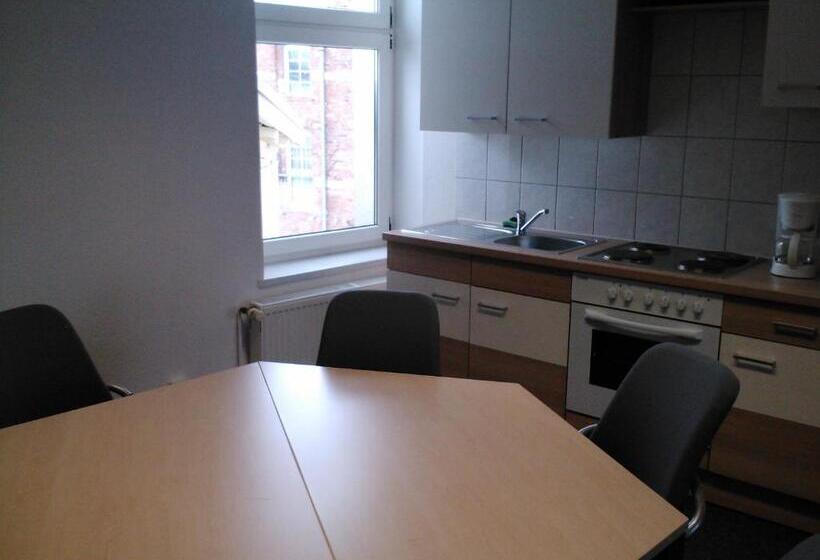 Студия Стандарт, Hostel Vorharz Aschersleben
