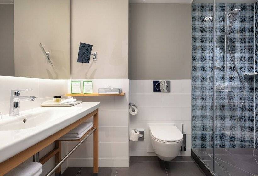 غرفة بريميوم مطلة على النهر, Holiday Inn Gdansk   City Centre, An Ihg