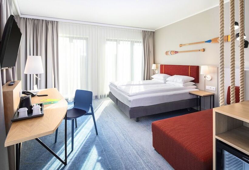غرفة بريميوم مطلة على النهر, Holiday Inn Gdansk   City Centre, An Ihg