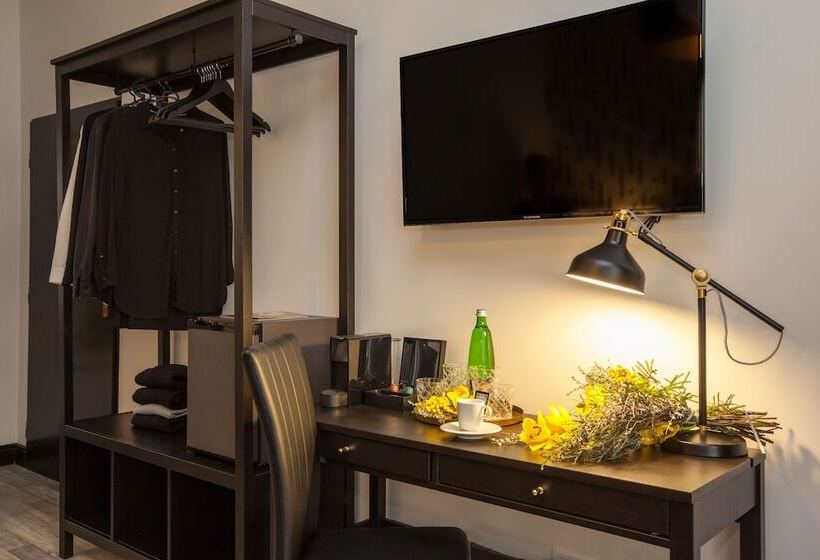 اتاق استاندارد با بالکن, Golden Prague Rooms