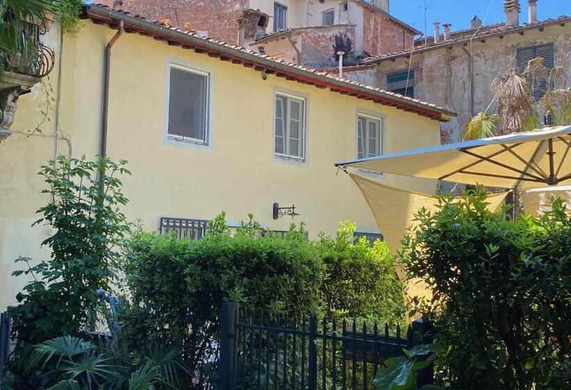 اتاق لوکس, Corte Meraviglia   Relais