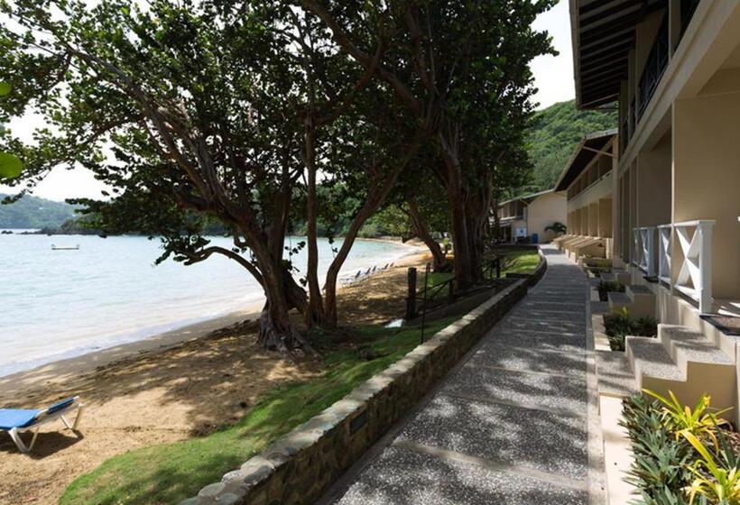 اتاق سوپریور با چشم‌انداز دریا, Blue Waters Inn