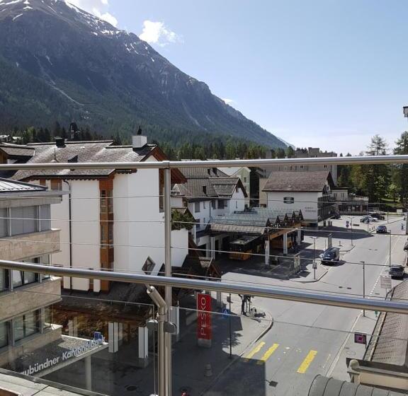 اتاق پنت هاوس, Lenzerhorn