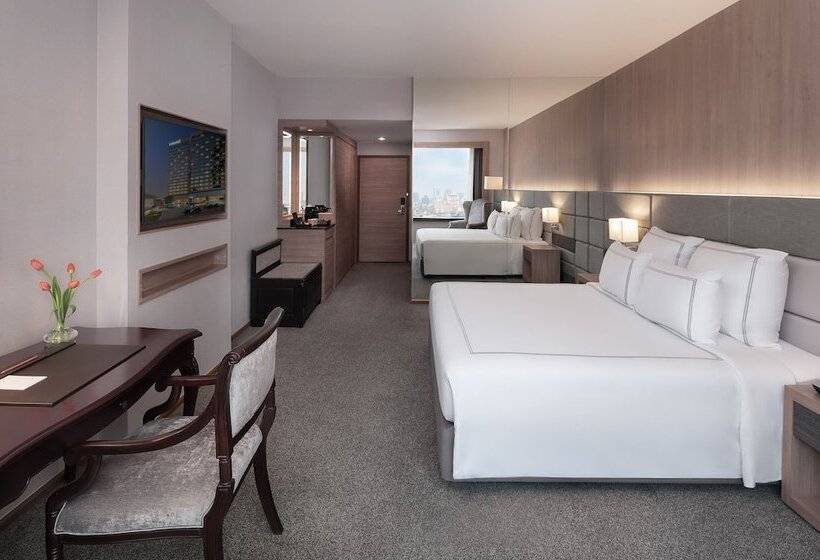 Номер Премиум, Swissotel Bangkok Ratchada