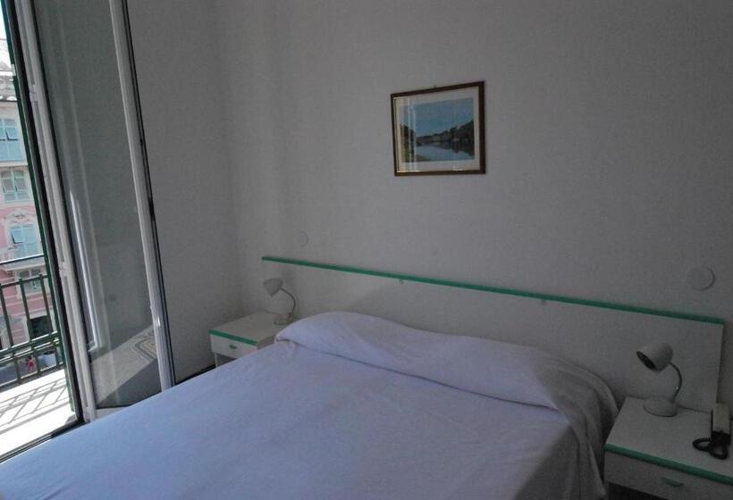 Номер Стандарт Совместная Ванная, Albergo La Vela