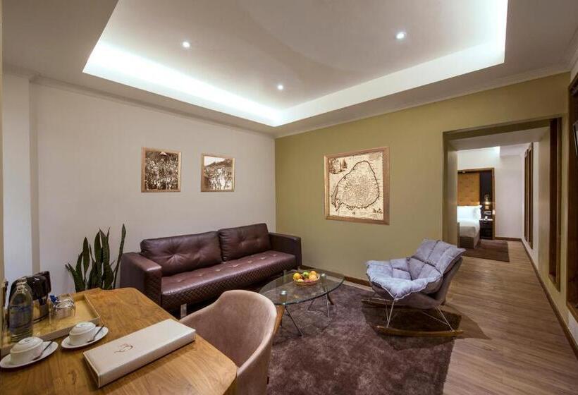 Family Suite, The Radh