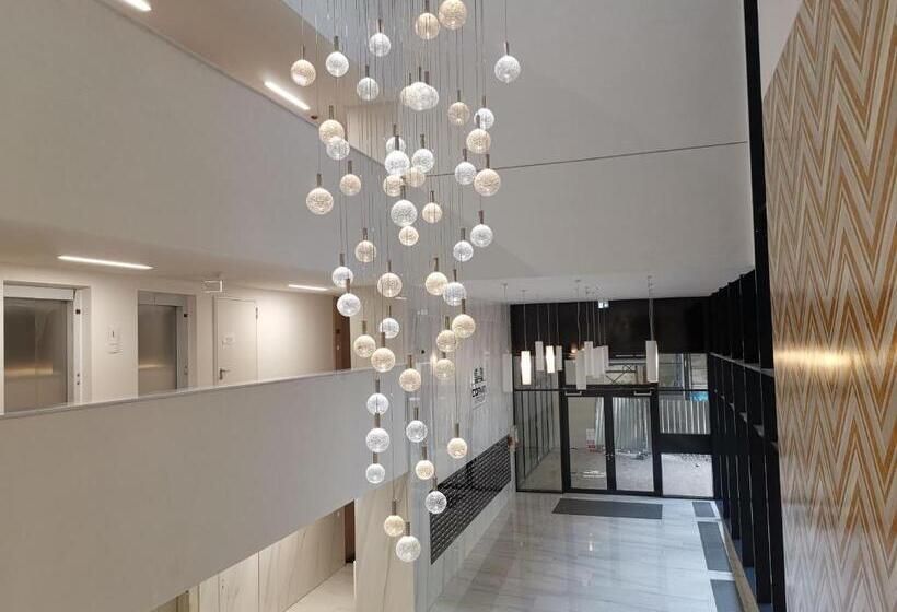 Estúdio Familiar, Corvin Holiday Apartments