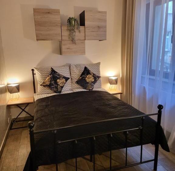 Апартаменты Deluxe 1 Спальня, Moon Hostel Poznań