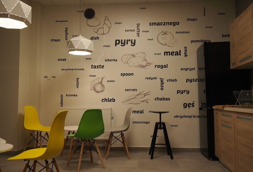 Номер Стандарт Трехместный, Moon Hostel Poznań