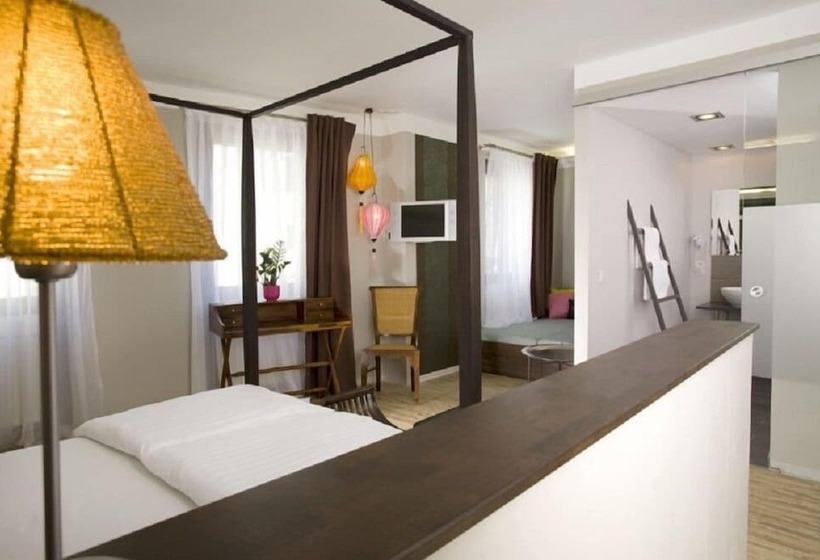 Семейный Номер, Pension Mariposa