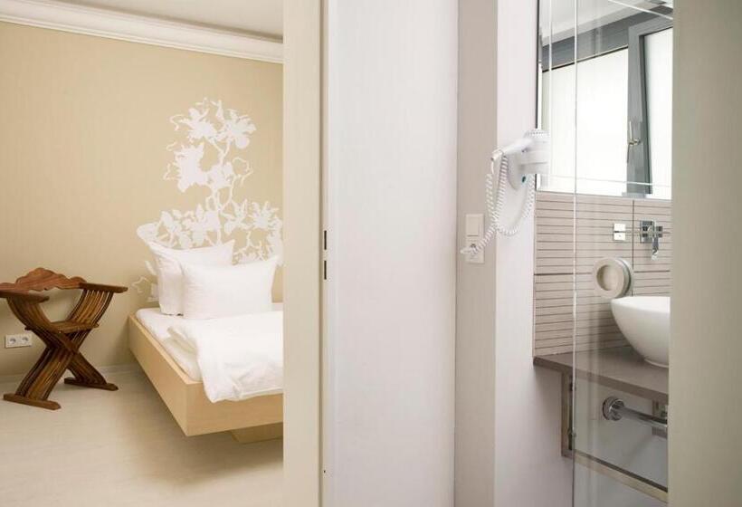 اتاق استاندارد, Pension Mariposa