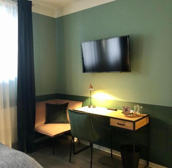 Номер Стандарт, Pension Mariposa